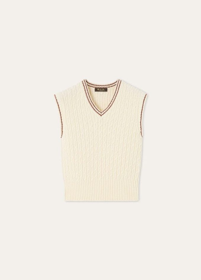 Augusta Vest