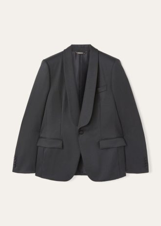 Daniel Suit