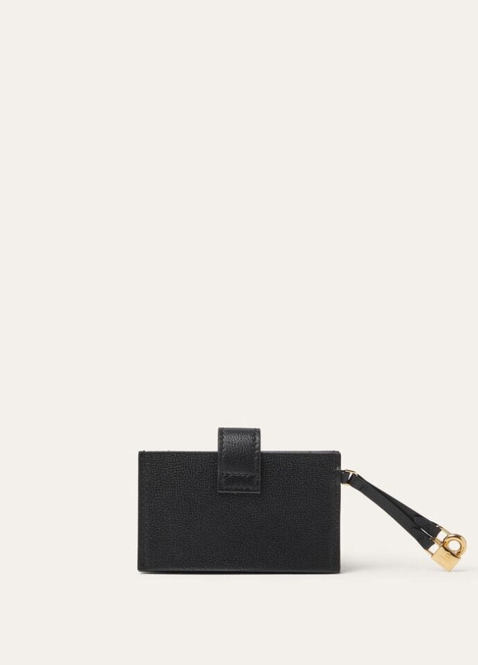 Extra Cardholder