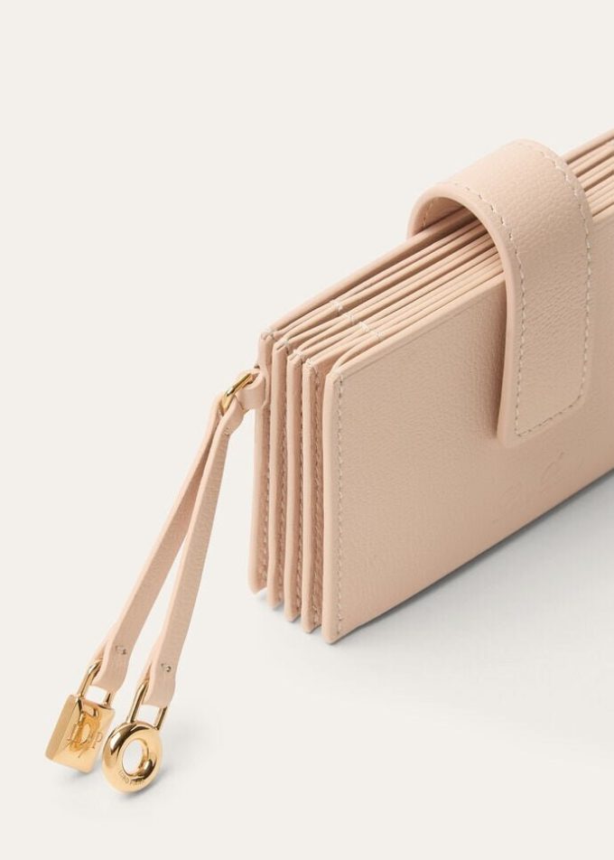 Extra Cardholder