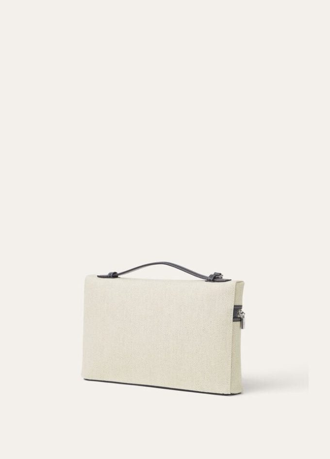 Extra Pouch L29