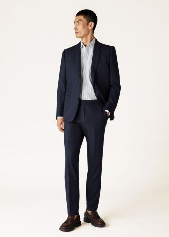 International Suit