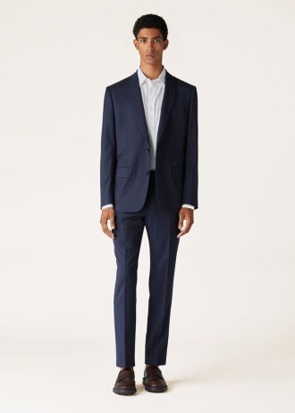 International Suit