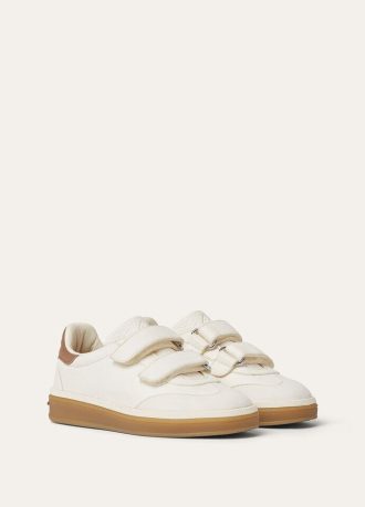 Kid’s Walk Tennis Shoe