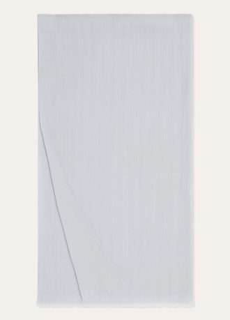 Maxi Crest Stole