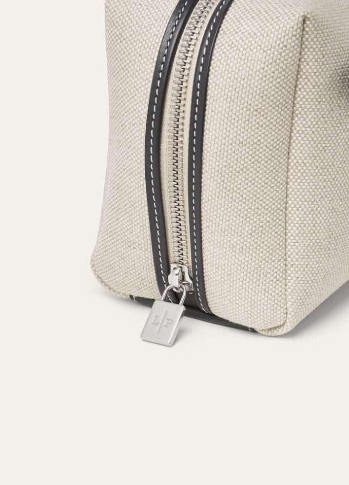Medium Extra Travel Pouch Medium Extra Travel Pouch