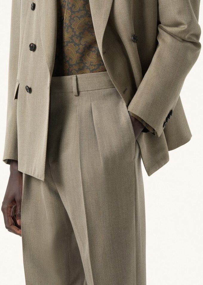 Milano Suit