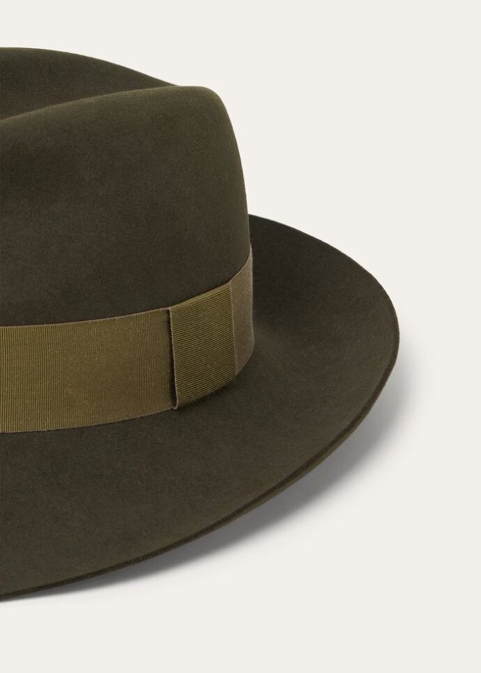 Pier Hat