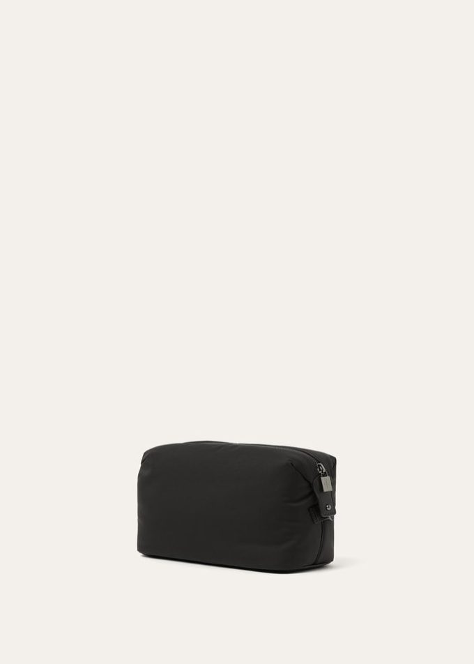 Wind Pouch
